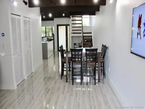 10433 SW 80th Street Miami FL 33173