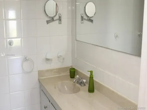 10433 SW 80th Street Miami FL 33173