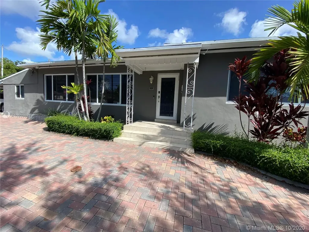 2441 NW 1st Street Miami FL 33125