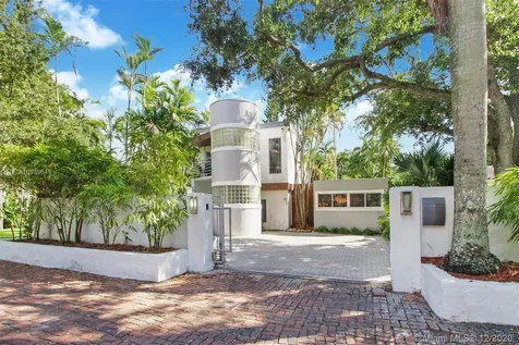 4160 Pamona Avenue Miami FL 33133