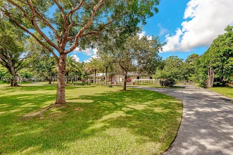 12790 SW 64th Court Pinecrest FL 33156