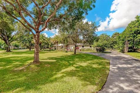 12790 SW 64th Court Pinecrest FL 33156