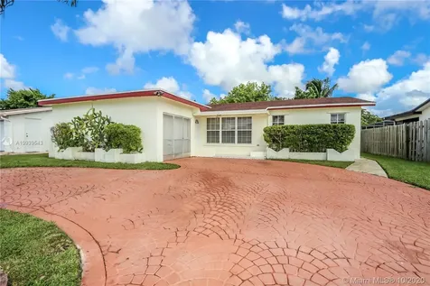 10831 NW 29th Court Sunrise FL 33322