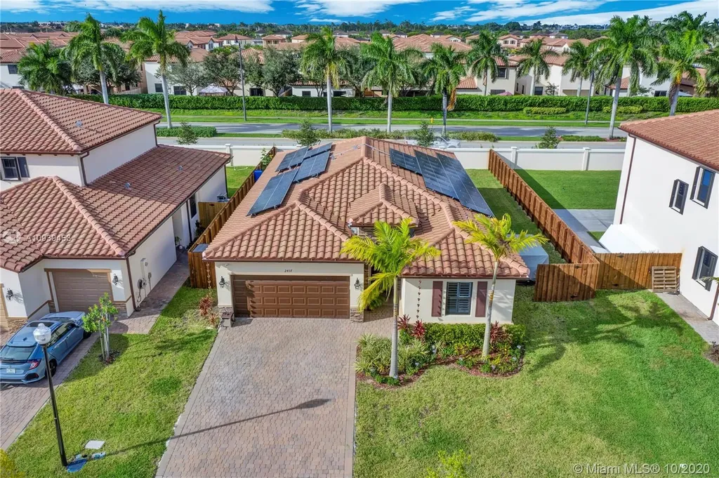 2437 SE 1st Street Homestead FL 33033