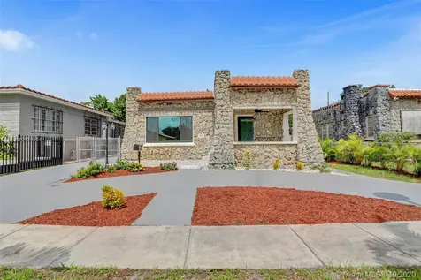 1667 SW 13th Street Miami FL 33145