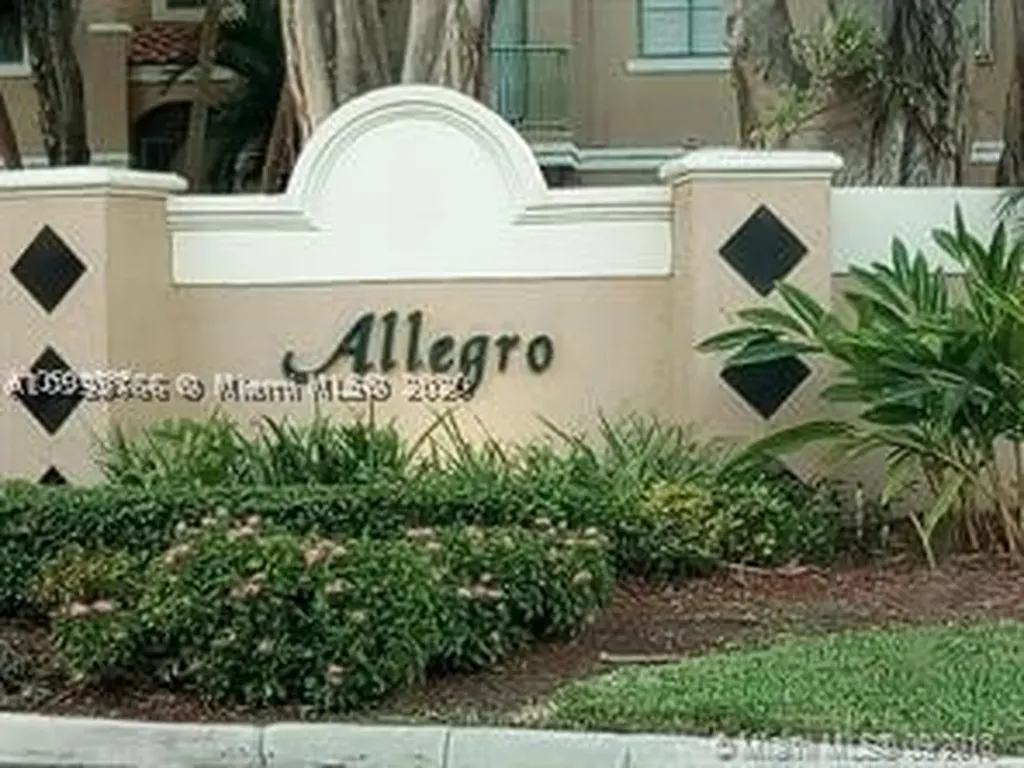 12607 NW 14th Court Sunrise FL 33323