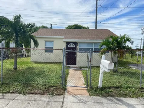 865 W 1st Street Riviera Beach FL 33404