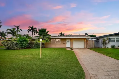 8850 NW 14th Street Pembroke Pines FL 33024