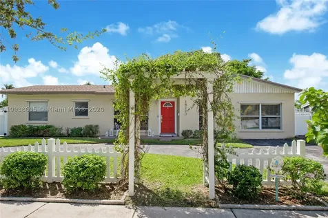 18220 SW 92nd Avenue Palmetto Bay FL 33157