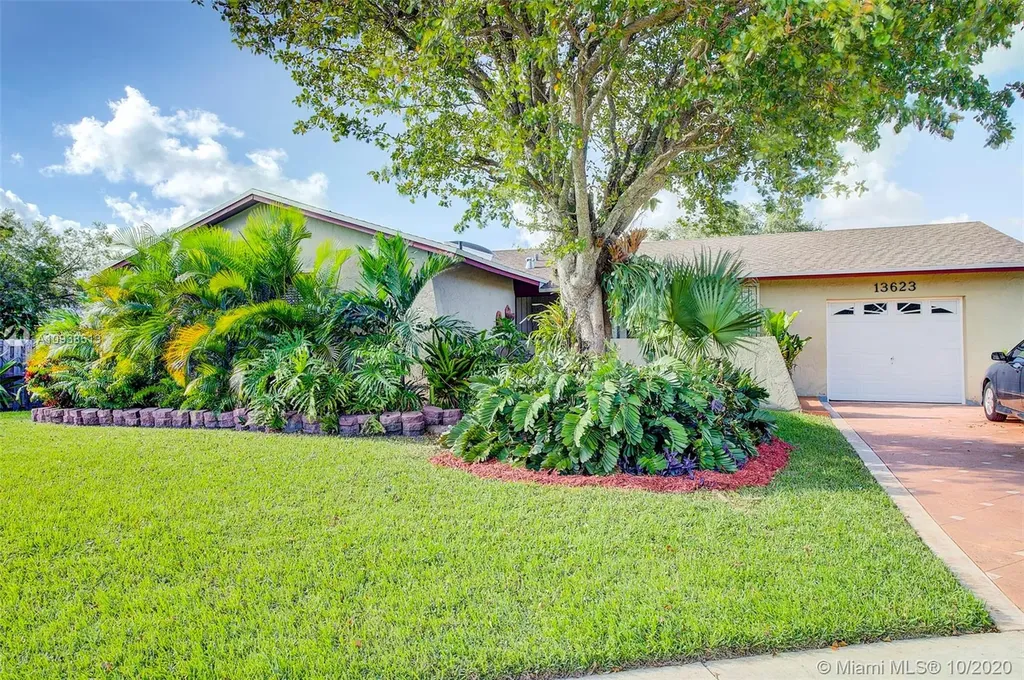 13623 SW 81st Street Miami FL 33183