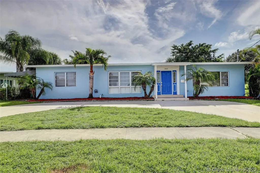 2821 SE Pocatello Road Port St. Lucie FL 34952