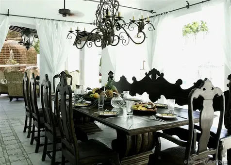 24 S Hibiscus Drive Miami Beach FL 33139