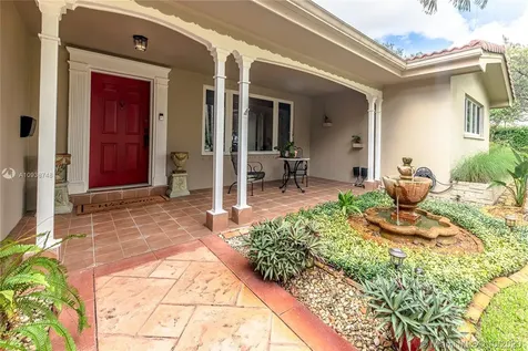 781 N Fig Tree Lane Plantation FL 33317