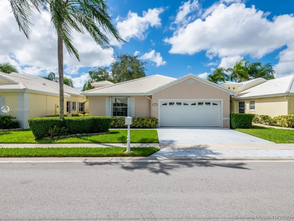 15230 Wilshire Way Pembroke Pines FL 33027