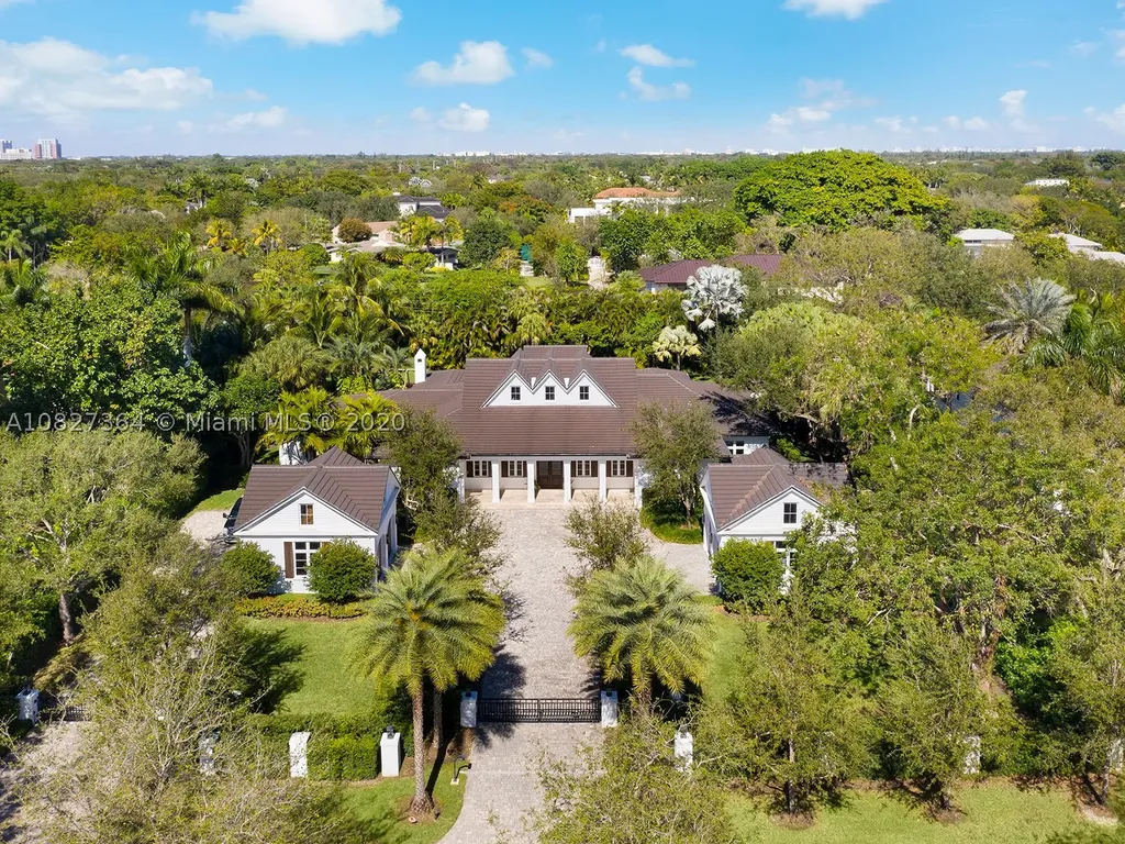 5925 SW 114th Terrace Pinecrest FL 33156
