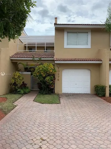 10274 NW 51st Terrace Doral FL 33178