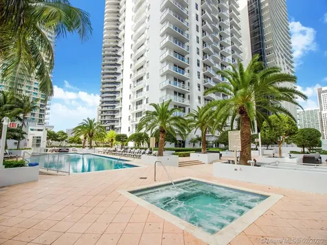 1060 Brickell Avenue Miami FL 33131