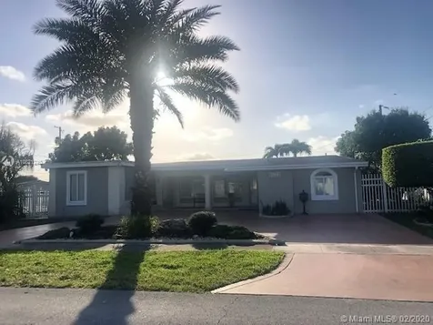 6416 W 11th Lane Hialeah FL 33012