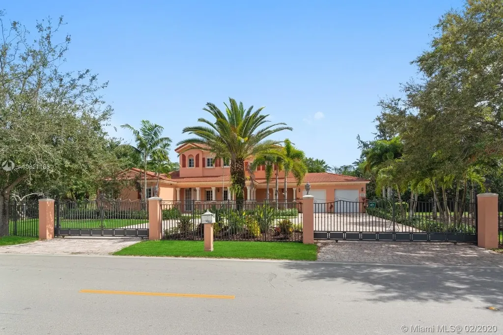 32705 SW 202nd Avenue Homestead FL 33030