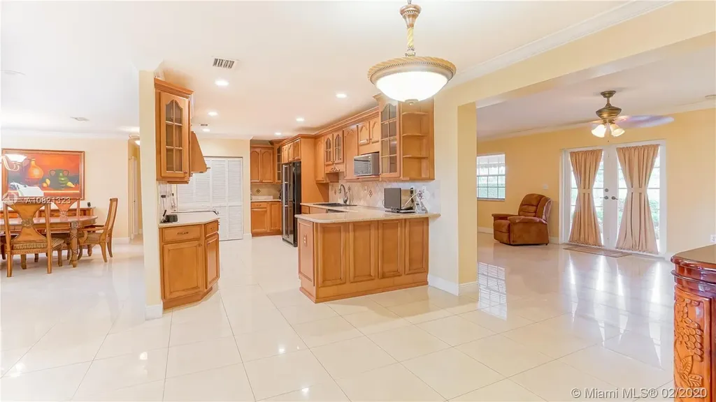 630 NW 125th Avenue Miami FL 33182