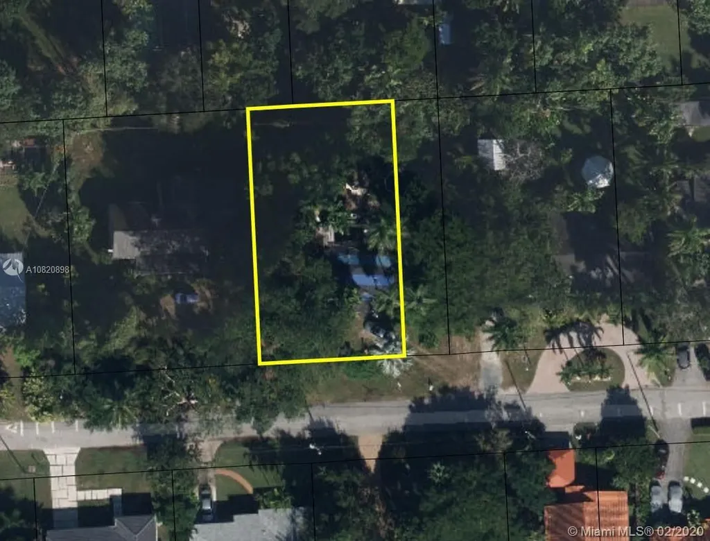 6747 SW 78th Terrace South Miami FL 33143