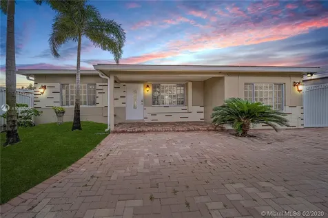 6614 SW 1st Court Pembroke Pines FL 33023
