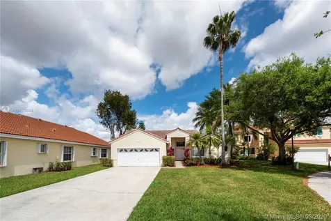 314 Lake Crest Court Weston FL 33326