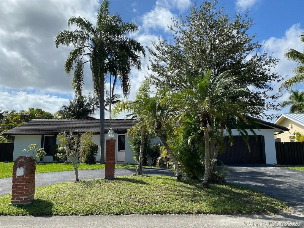 5660 SW 58th Court South Miami FL 33143
