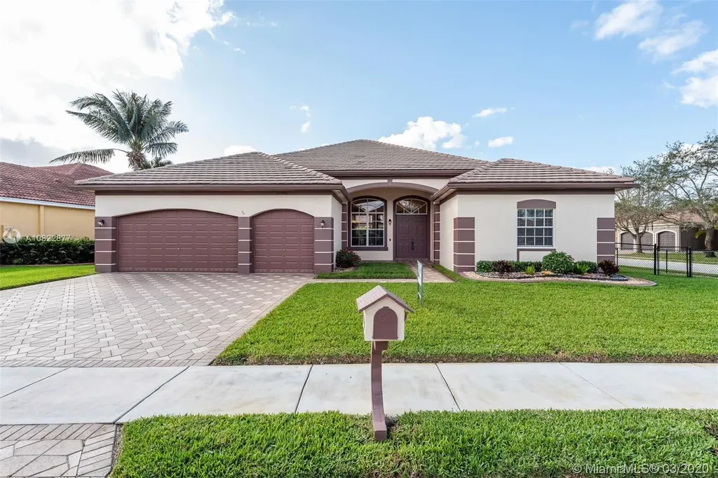 15996 SW 14th Street Pembroke Pines FL 33027