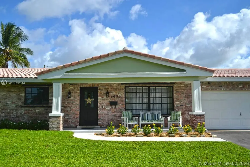 7481 NW 10th Court Plantation FL 33313