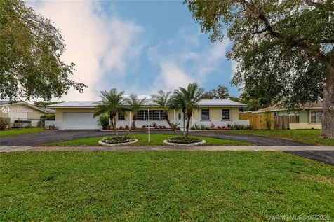 7540 Plantation Road Plantation FL 33317