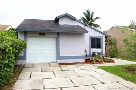 1241 SW 110th Avenue Pembroke Pines FL 33025