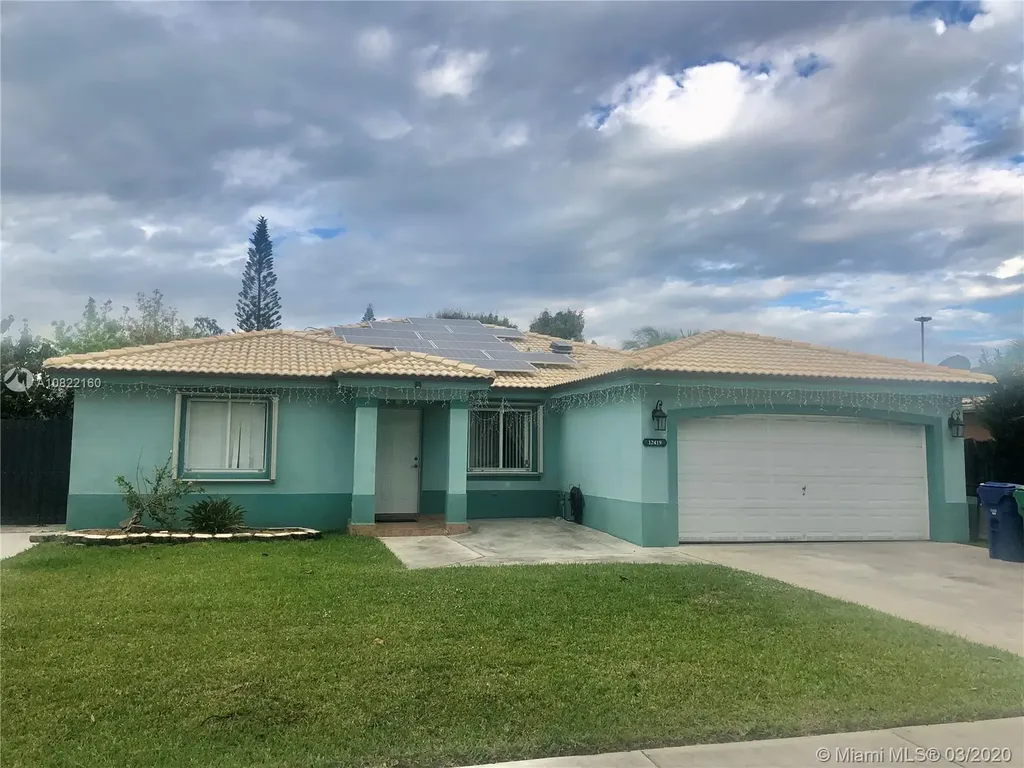 12419 SW 220th Street Miami FL 33170