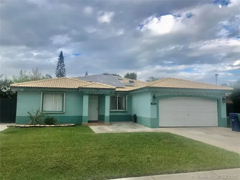 12419 SW 220th Street Miami FL 33170