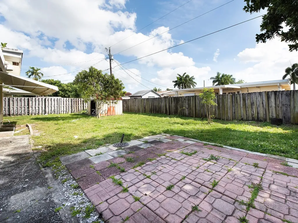8240 NW 13th Street Pembroke Pines FL 33024
