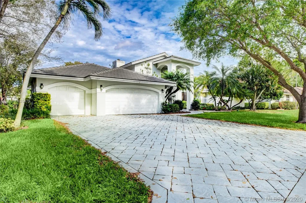 12615 NW 18th Place Coral Springs FL 33071