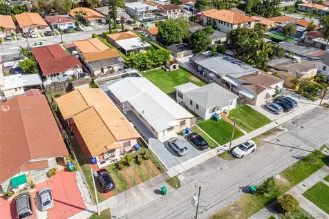2625 SW 33rd Avenue Miami FL 33133