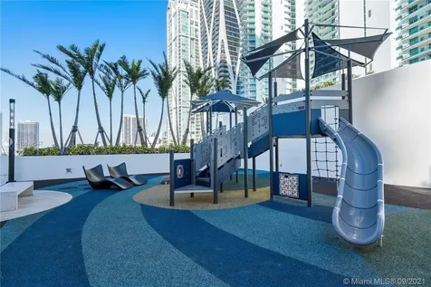 851 NE 1st Avenue Miami FL 33132