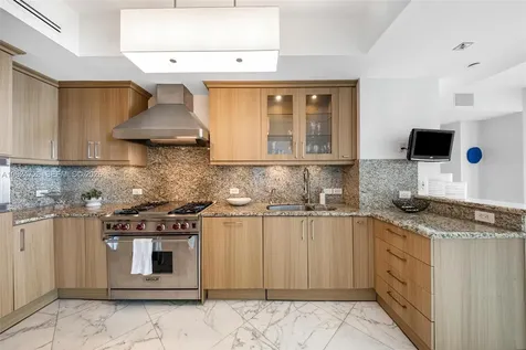 17875 Collins Avenue Sunny Isles Beach FL 33160