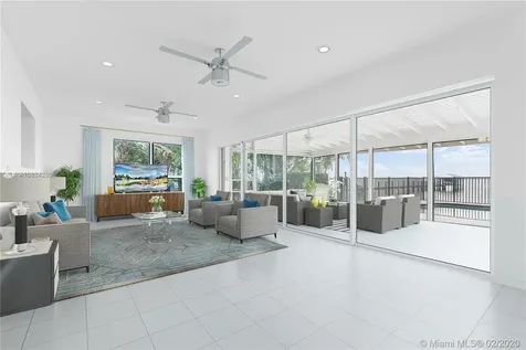 4230 NE Joes Point Road Stuart FL 34996