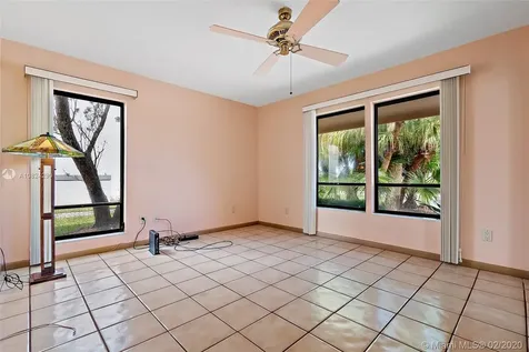 4230 NE Joes Point Road Stuart FL 34996