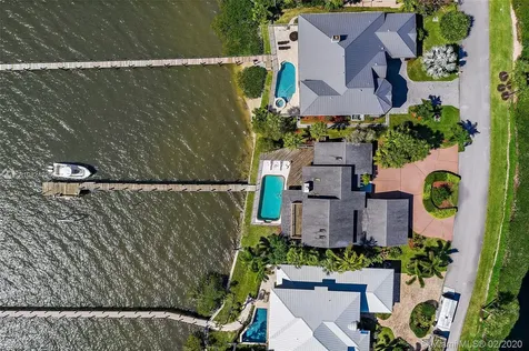 4230 NE Joes Point Road Stuart FL 34996