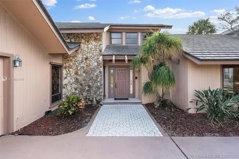 4230 NE Joes Point Road Stuart FL 34996