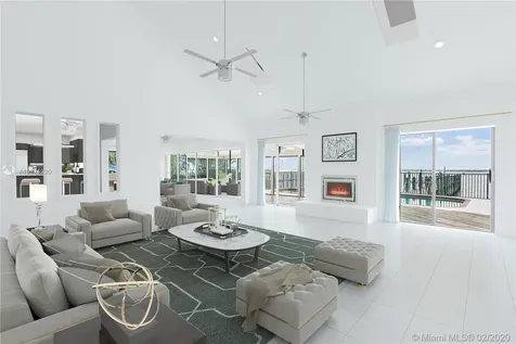 4230 NE Joes Point Road Stuart FL 34996