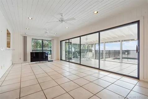 4230 NE Joes Point Road Stuart FL 34996