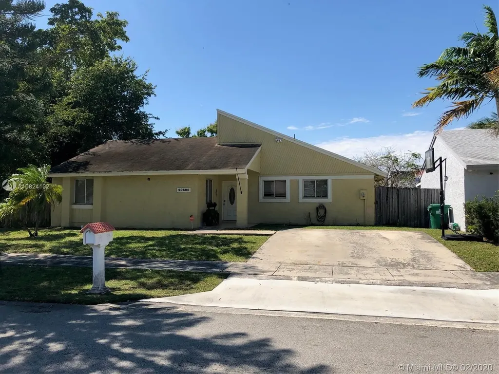 20690 SW 123rd Court Miami FL 33177