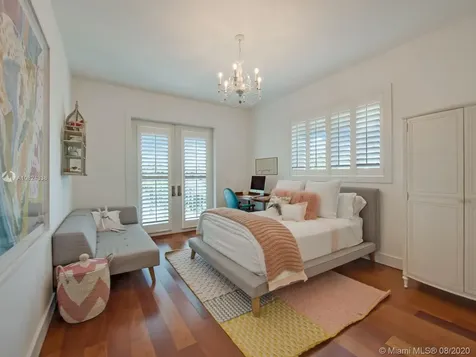 690 Allendale Road Key Biscayne FL 33149