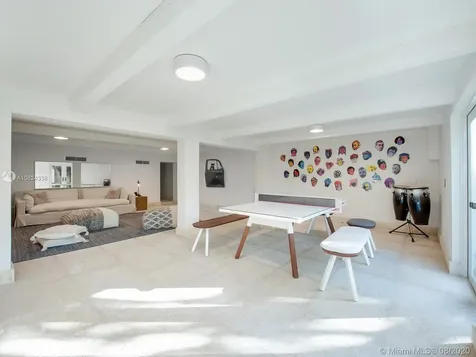 690 Allendale Road Key Biscayne FL 33149