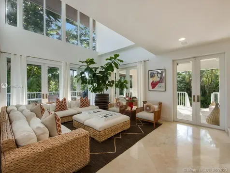690 Allendale Road Key Biscayne FL 33149