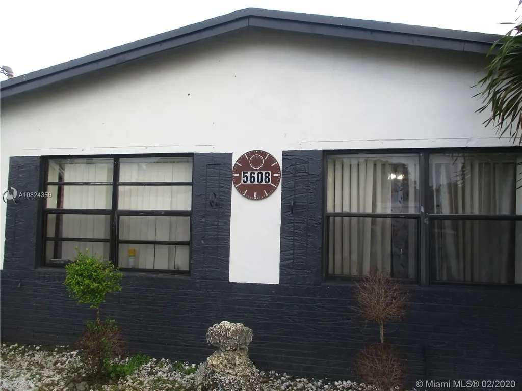 5608 Fletcher Street Hollywood FL 33023